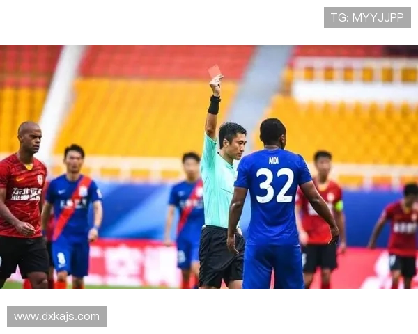 加布：球队表现亮眼 我成角球防守焦点